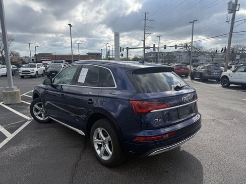 Used 2023 Audi Q5 2.0T Premium w/ Convenience Package image 4