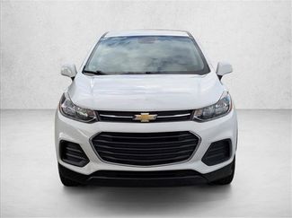 Used 2021 Chevrolet Trax LS w/ Tint and Cruise Package video 2