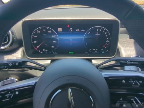 New 2025 Mercedes-Benz GLC 350e 4MATIC image 15