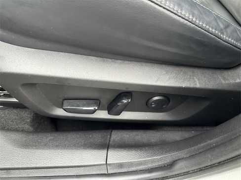 Used 2023 Mitsubishi Outlander SE image 13