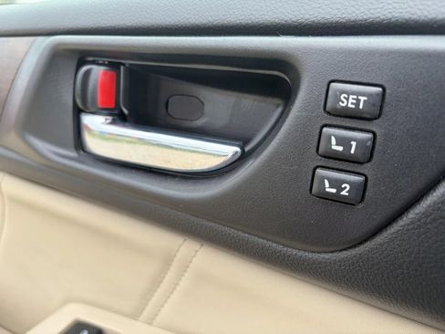 Used 2019 Subaru Outback 2.5i Limited AWD/4WD image 22