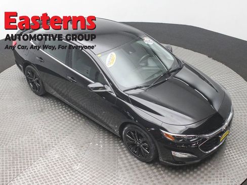 Used 2024 Chevrolet Malibu RS image 3