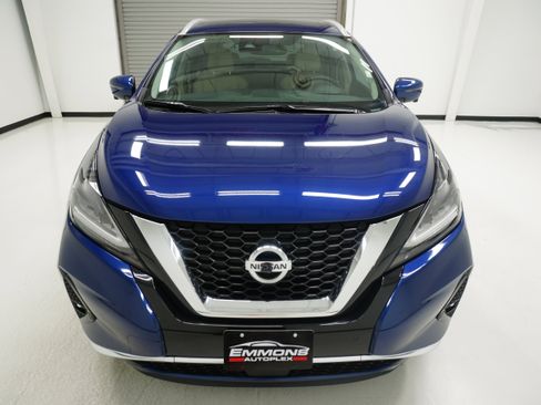 Used 2019 Nissan Murano Platinum image 2