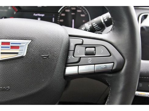Used 2023 Cadillac XT4 Premium Luxury w/ Cold Weather Package FWD image 16