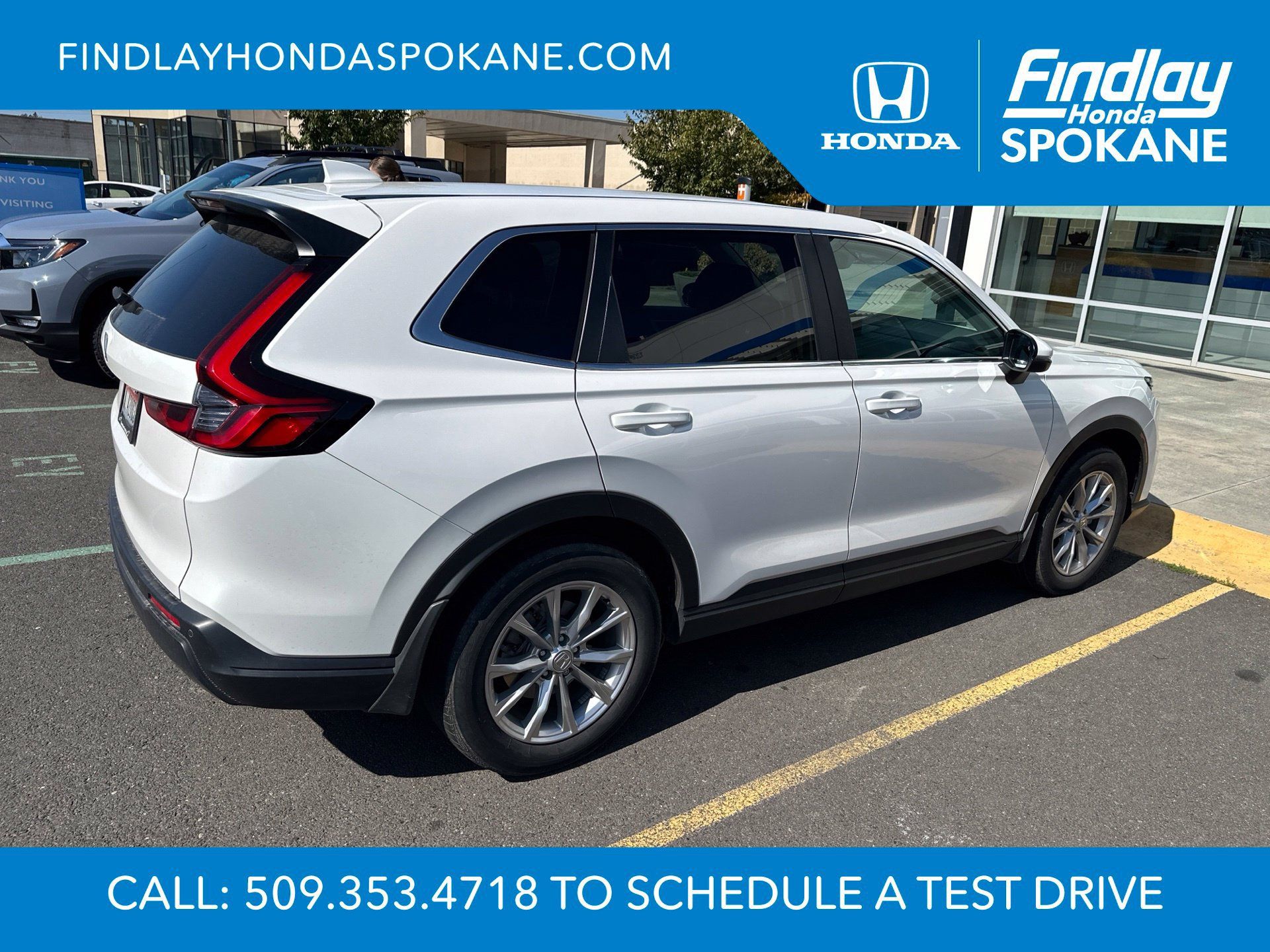 Used 2024 Honda CR-V EX-L image 2