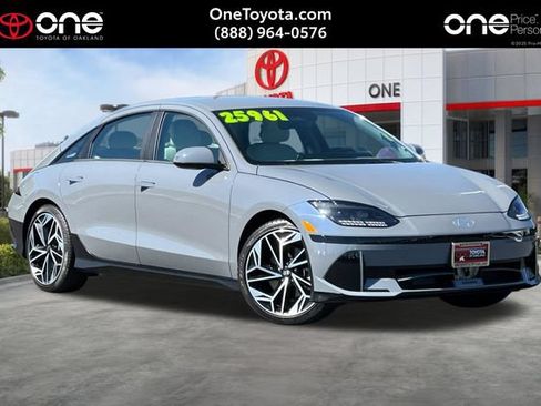 Used 2024 Hyundai Ioniq 6 SEL RWD image 1