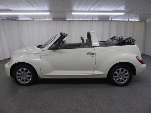 Used 2006 Chrysler PT Cruiser Touring image 4