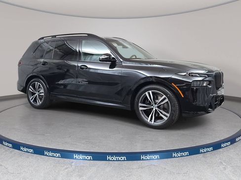 New 2027 BMW X7 xDrive40i w/ M Sport Package AWD/4WD image 3
