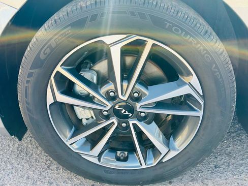 Used 2023 Kia Forte LXS FWD image 16
