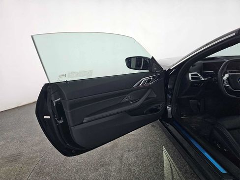 Used 2026 BMW 430i Convertible w/ Premium Package RWD image 18