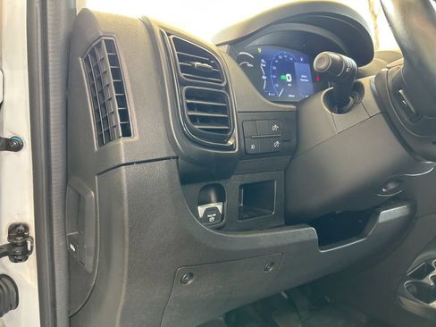 Used 2024 RAM ProMaster 3500 w/ Delivery Van Package FWD image 37