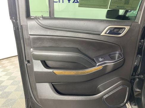 Used 2018 GMC Yukon XL Denali w/ Denali Ultimate Package image 31