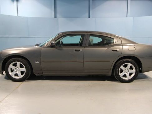 Used 2010 Dodge Charger SXT RWD image 21