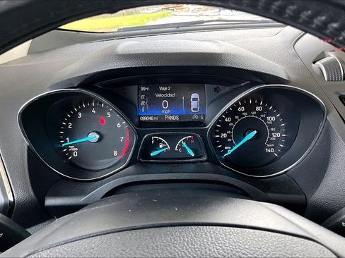 Used 2018 Ford Escape SEL FWD image 12