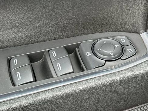 Used 2023 Chevrolet Silverado 1500 RST AWD/4WD image 12