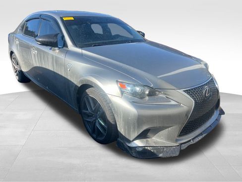 Used 2016 Lexus IS 300 AWD w/ F Sport Package image 4
