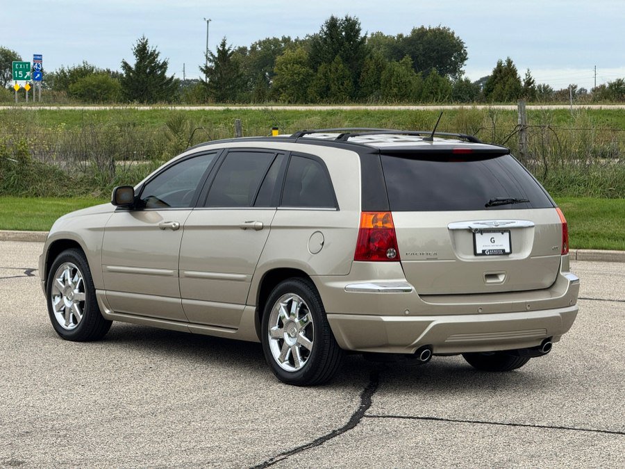 Used 2007 Chrysler Pacifica Limited FWD image 4