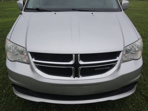 Used 2011 Dodge Grand Caravan Mainstreet w/ PWR Convenience Group FWD image 16