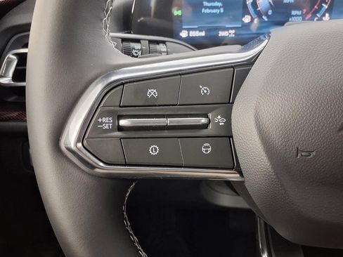 New 2026 Chevrolet Traverse Z71 w/ Enhanced Driving Package image 6