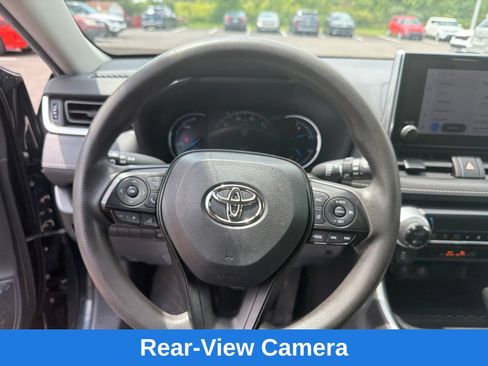 Used 2024 Toyota RAV4 XLE w/ Convenience Package AWD/4WD image 15