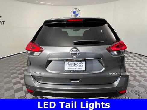 Used 2020 Nissan Rogue SV image 8