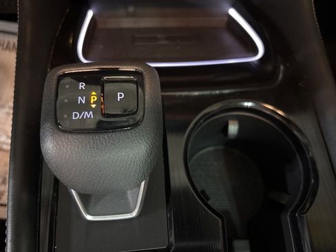 Used 2021 Nissan Rogue Platinum AWD/4WD image 22