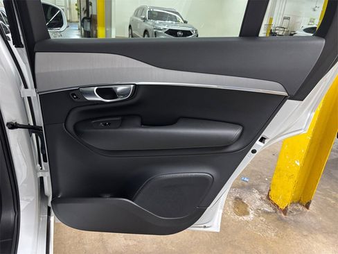 Certified 2023 Volvo XC90 B5 Core w/ Climate Package image 20