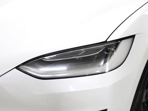 Used 2022 Tesla Model X Plaid image 41