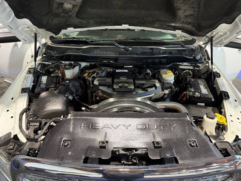 Used 2018 RAM 2500 Laramie image 10