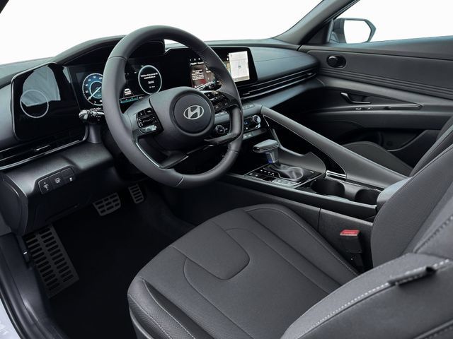 New 2025 Hyundai Elantra SEL FWD image 14