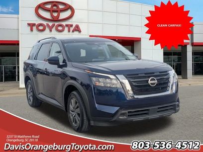 Used 2025 Nissan Pathfinder SV