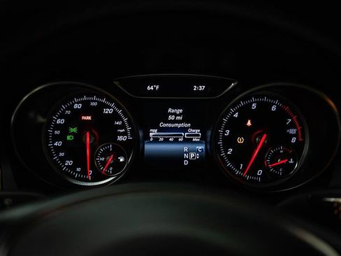 Used 2019 Mercedes-Benz GLA 250 4MATIC image 18