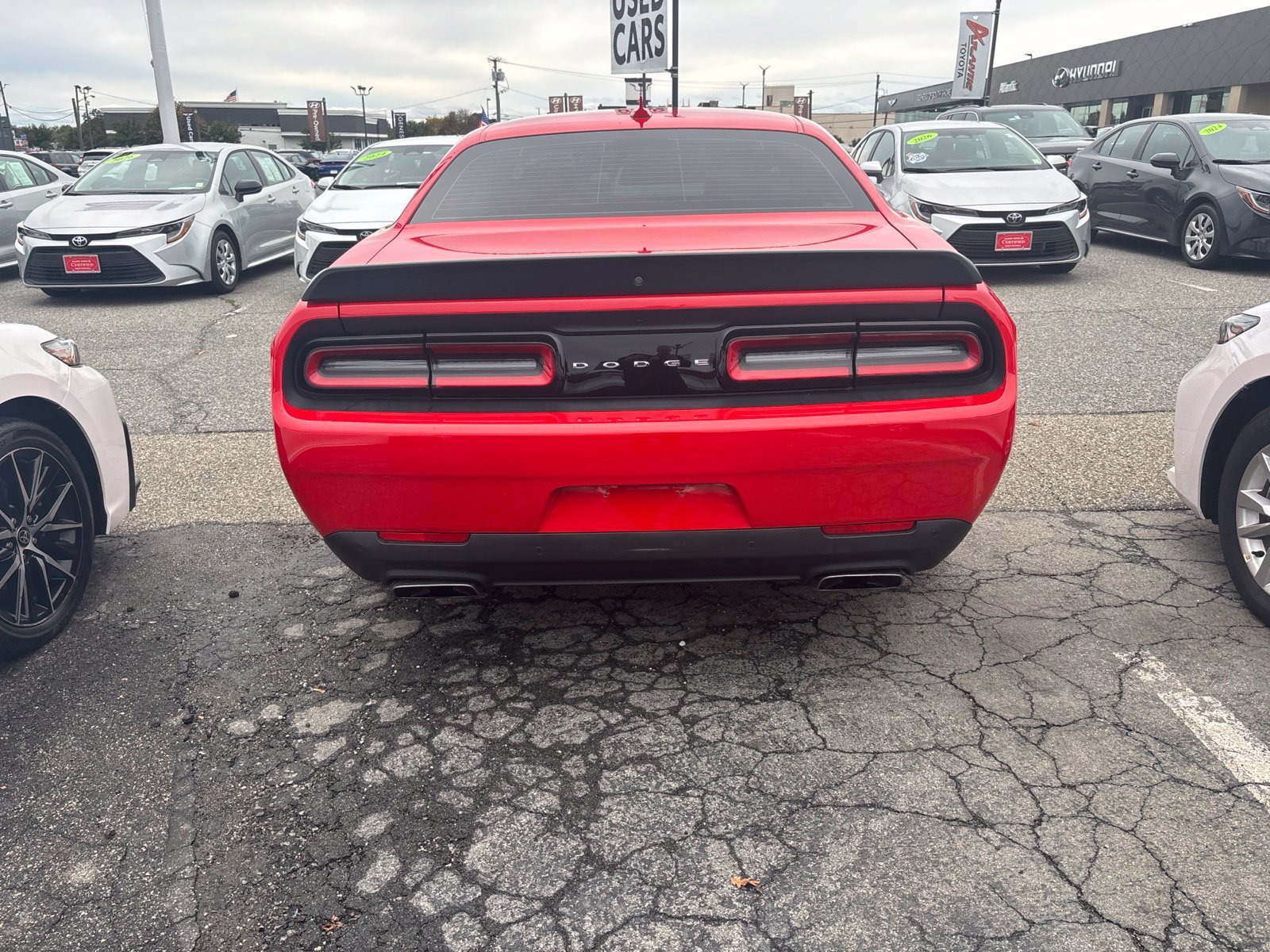 Used 2021 Dodge Challenger R/T Scat Pack RWD image 6