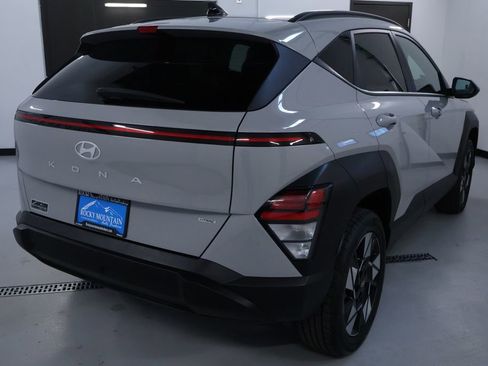 Used 2024 Hyundai Kona SEL image 7