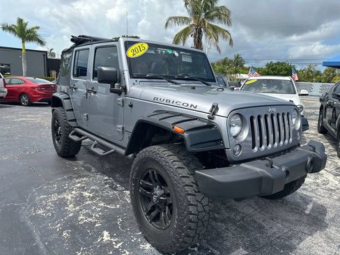 Used 2015 Jeep Wrangler Unlimited Rubicon w/ Connectivity Group AWD/4WD image 23