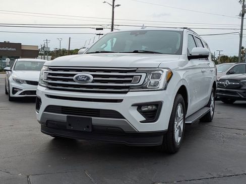 Used 2020 Ford Expedition XLT w/ Equipment Group 202A RWD image 8