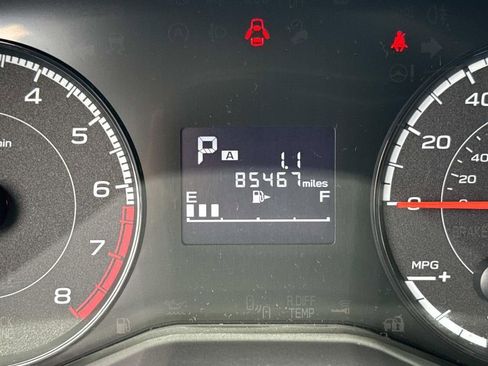 Used 2019 Subaru Crosstrek 2.0i Premium AWD/4WD image 39