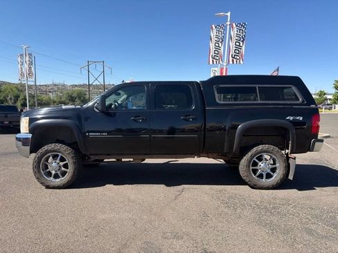 Used 2007 Chevrolet Silverado 2500 LTZ w/ Safety Package AWD/4WD image 6