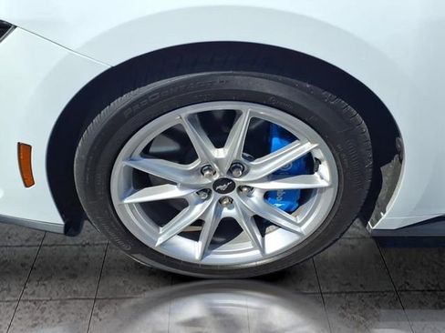 Used 2024 Ford Mustang GT Premium image 5