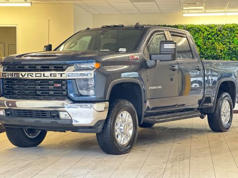 Used 2020 Chevrolet Silverado 2500 LT w/ All Star Edition image 8