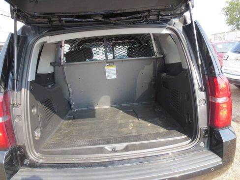 Used 2020 Chevrolet Tahoe 2WD w/ Remote Keyless Entry Package image 7