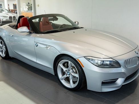 Used 2015 BMW Z4 sDrive35is RWD image 21