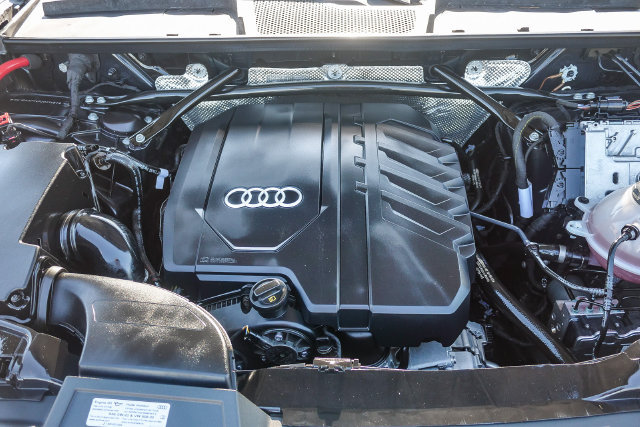 Used 2023 Audi Q5 2.0T Premium Plus w/ Premium Plus Package AWD/4WD image 28