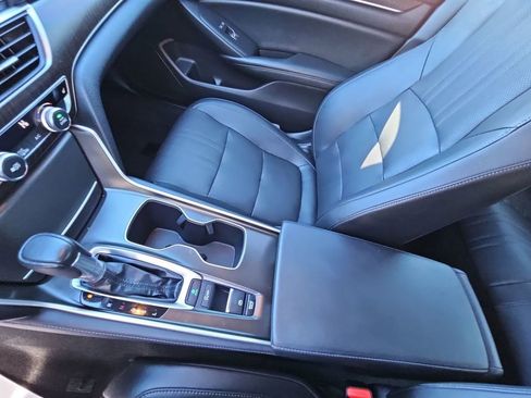 Used 2021 Honda Accord EX-L image 17
