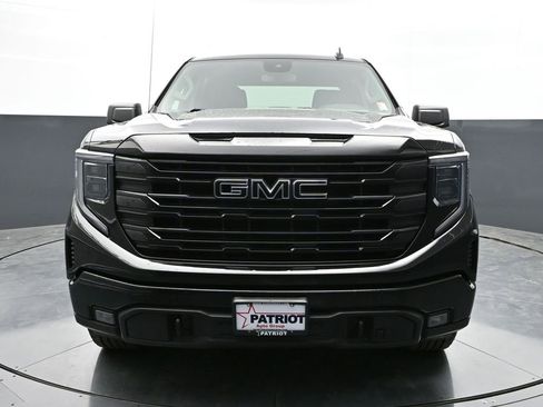 Used 2024 GMC Sierra 1500 Elevation w/ LPO, Elevation Black Package AWD/4WD image 6