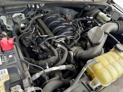 Used 2019 Ford F150 Lariat RWD image 18
