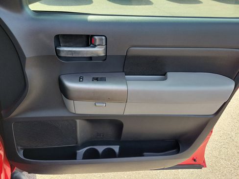 Used 2010 Toyota Tundra 2WD Double Cab image 10