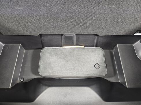 Used 2024 Rivian R1S Adventure AWD/4WD image 14