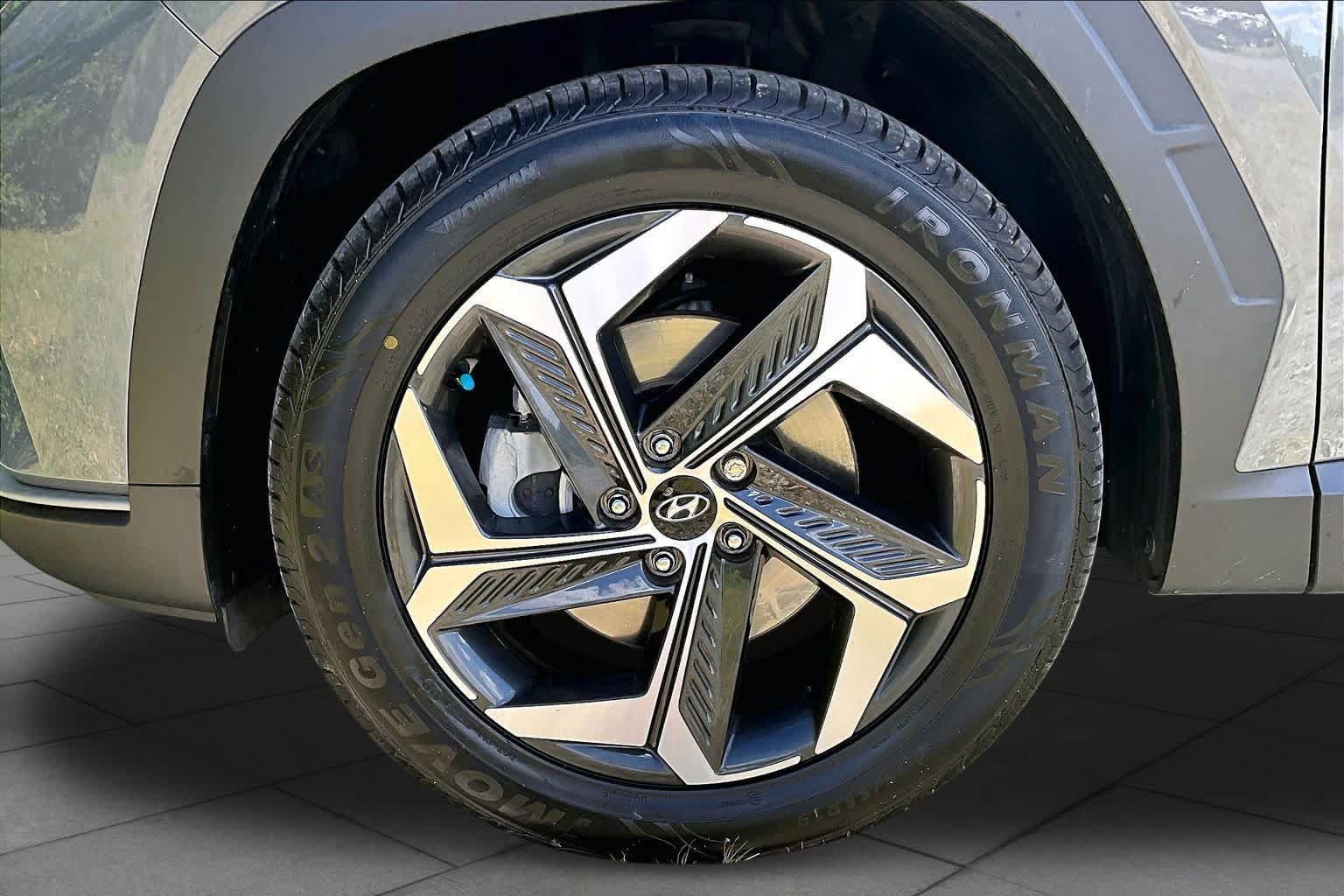 Used 2024 Hyundai Tucson SEL w/ Convenience Package FWD image 11