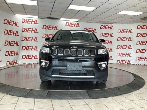 Used 2020 Jeep Compass Limited w/ Safety & Security Group AWD/4WD image 2